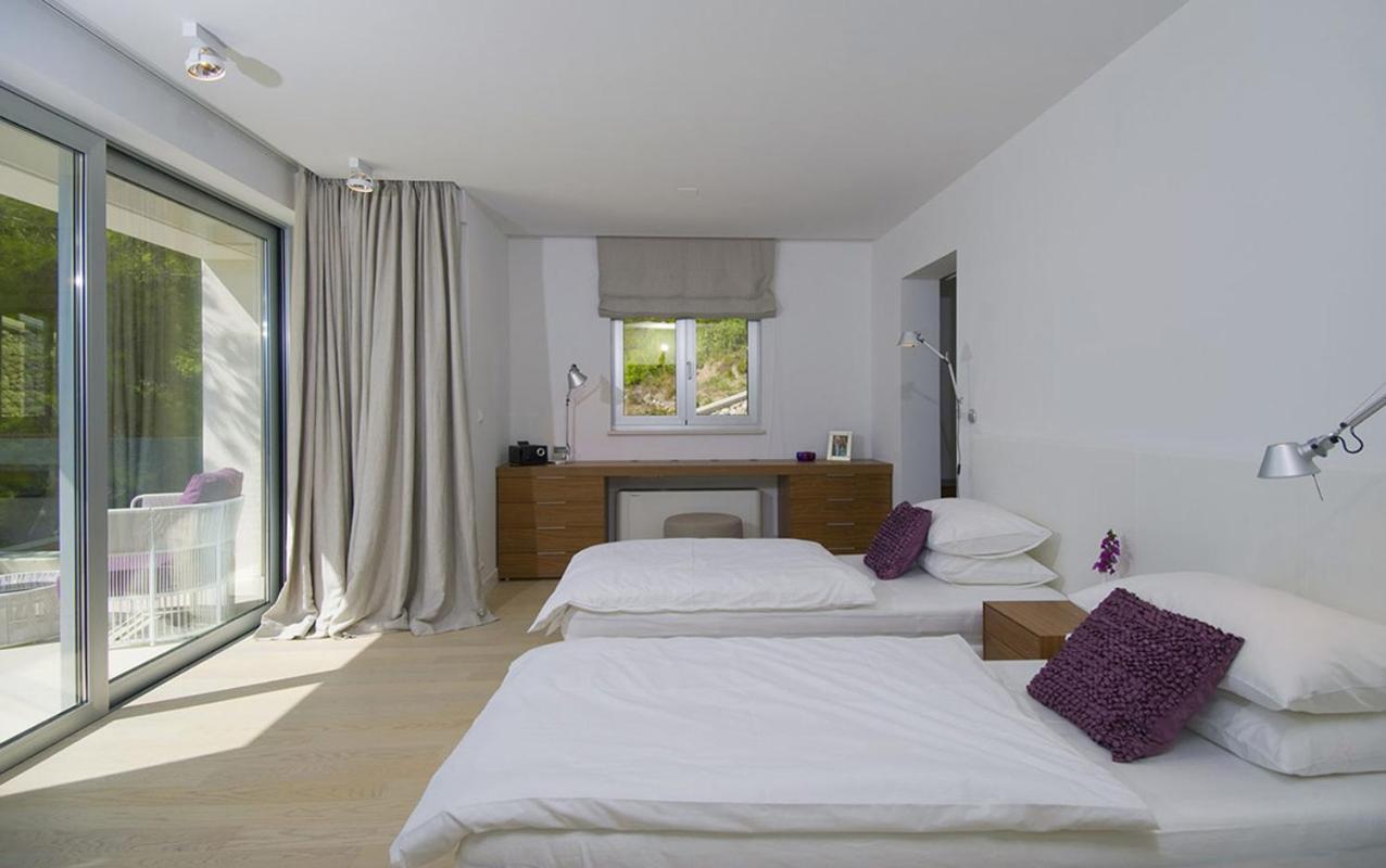 Luxury Seafront Villa My Dream With Private Pool, Jacuzzi And Staff At The Beach On Brac Island - Sumartin Selca  Esterno foto