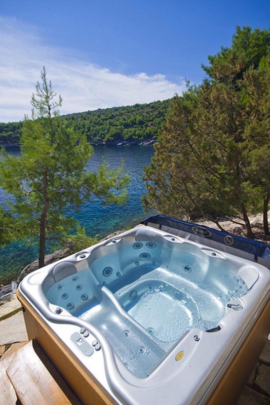 Luxury Seafront Villa My Dream With Private Pool, Jacuzzi And Staff At The Beach On Brac Island - Sumartin Selca  Esterno foto