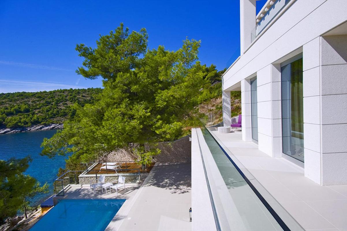 Luxury Seafront Villa My Dream With Private Pool, Jacuzzi And Staff At The Beach On Brac Island - Sumartin Selca  Esterno foto