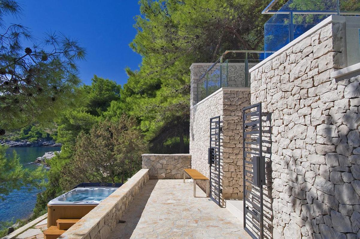Luxury Seafront Villa My Dream With Private Pool, Jacuzzi And Staff At The Beach On Brac Island - Sumartin Selca  Esterno foto