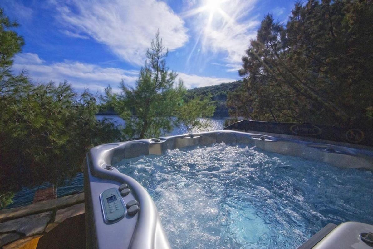 Luxury Seafront Villa My Dream With Private Pool, Jacuzzi And Staff At The Beach On Brac Island - Sumartin Selca  Esterno foto
